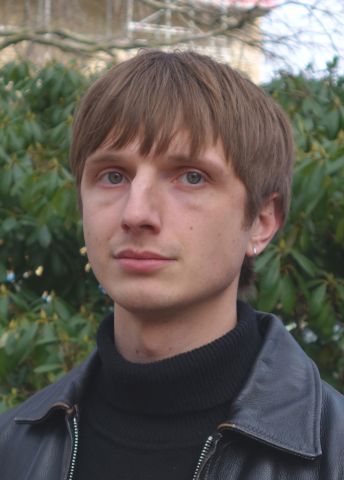 Headshot of Douglas Molin
